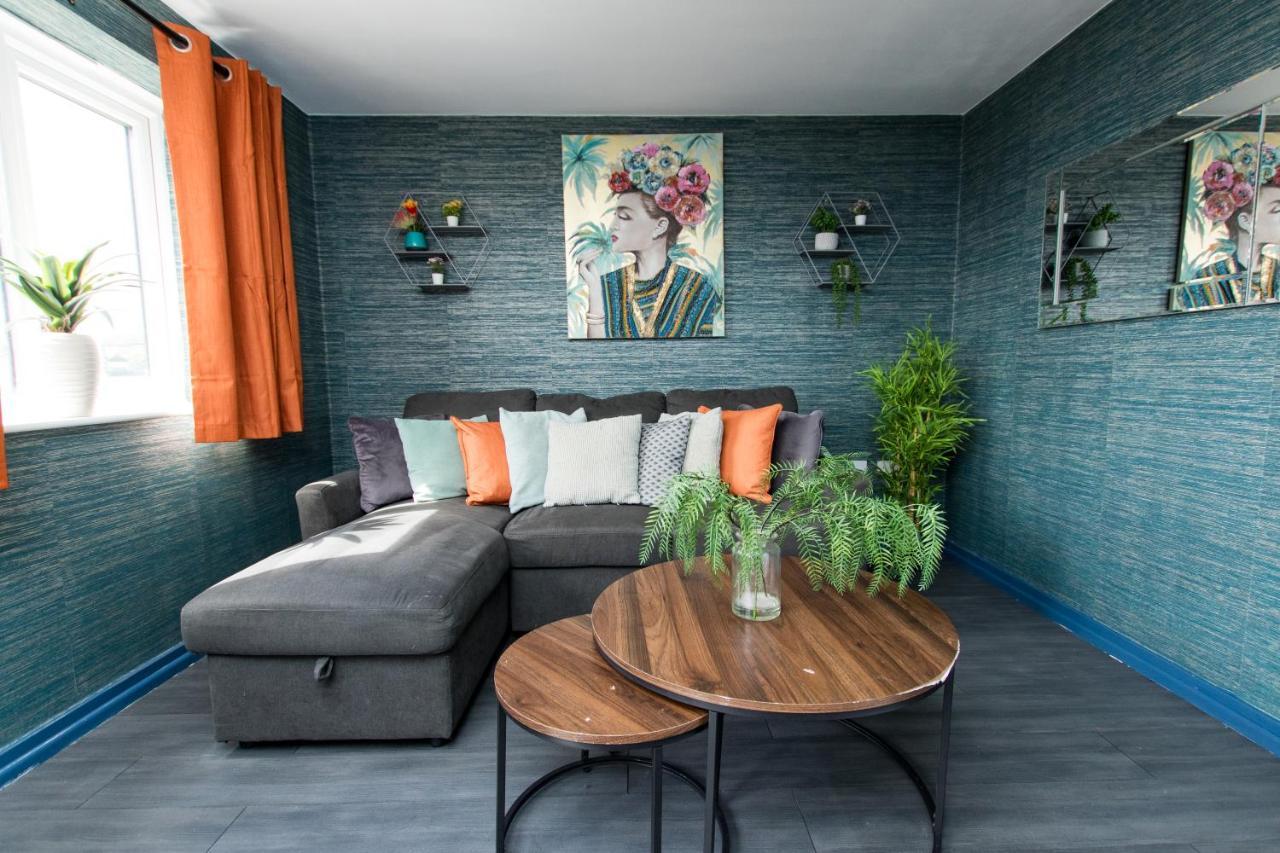 Free Parking 3 Bedroom House In Ноттингем Экстерьер фото