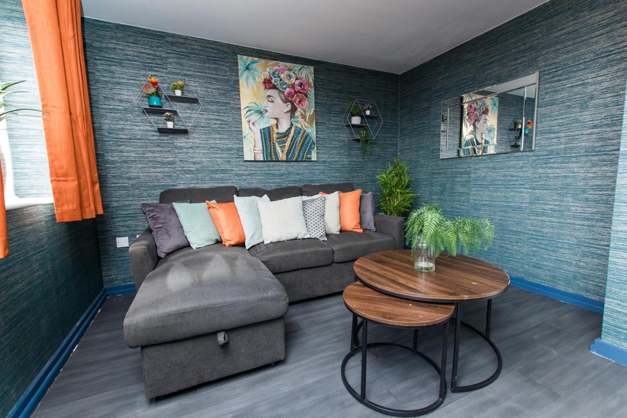 Free Parking 3 Bedroom House In Ноттингем Экстерьер фото