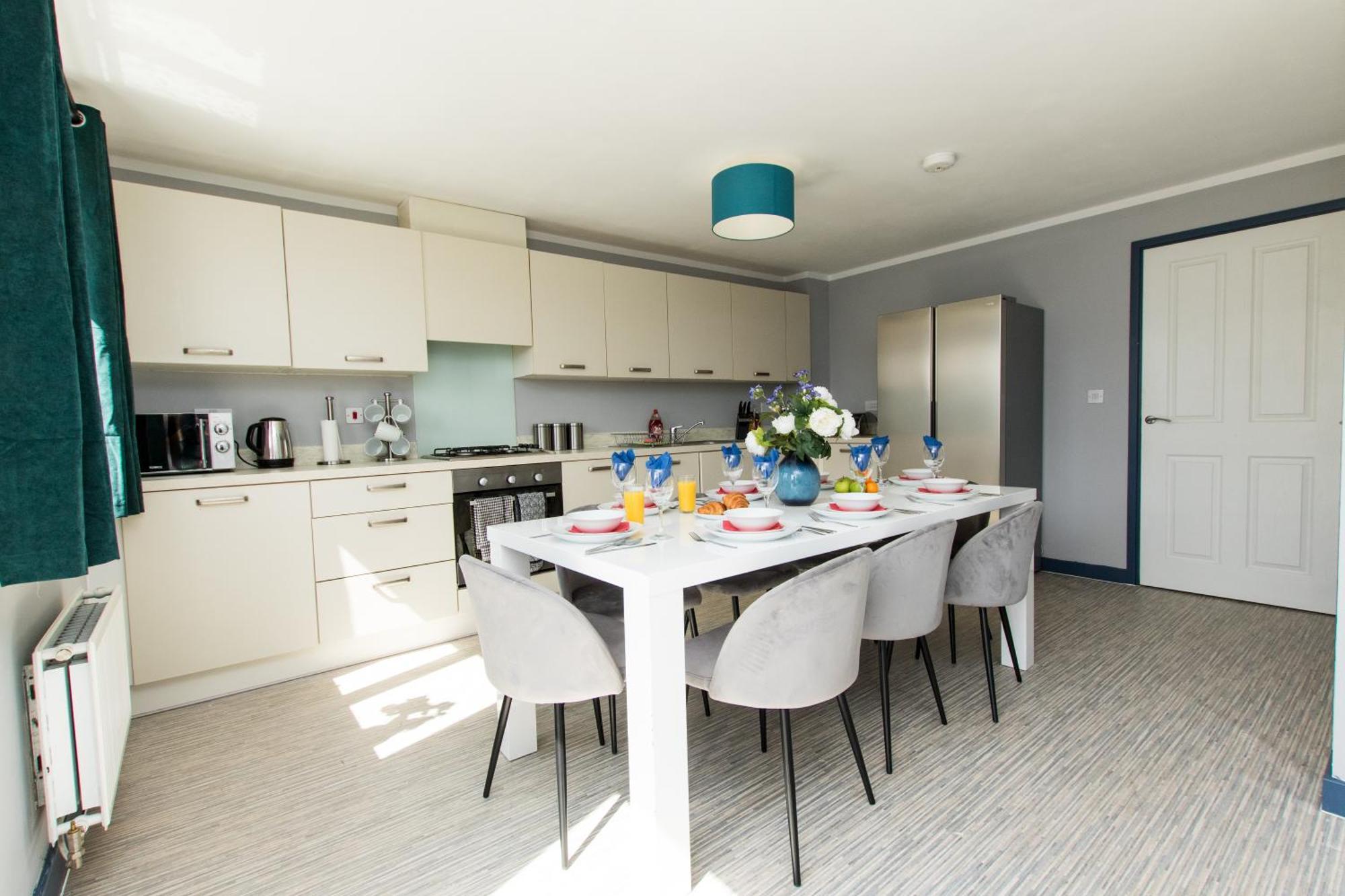 Free Parking 3 Bedroom House In Ноттингем Экстерьер фото